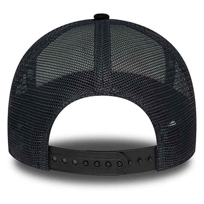 NEW ERA Brooklyn NETS NBA retro black E-Frame Adjustable Trucker Cap