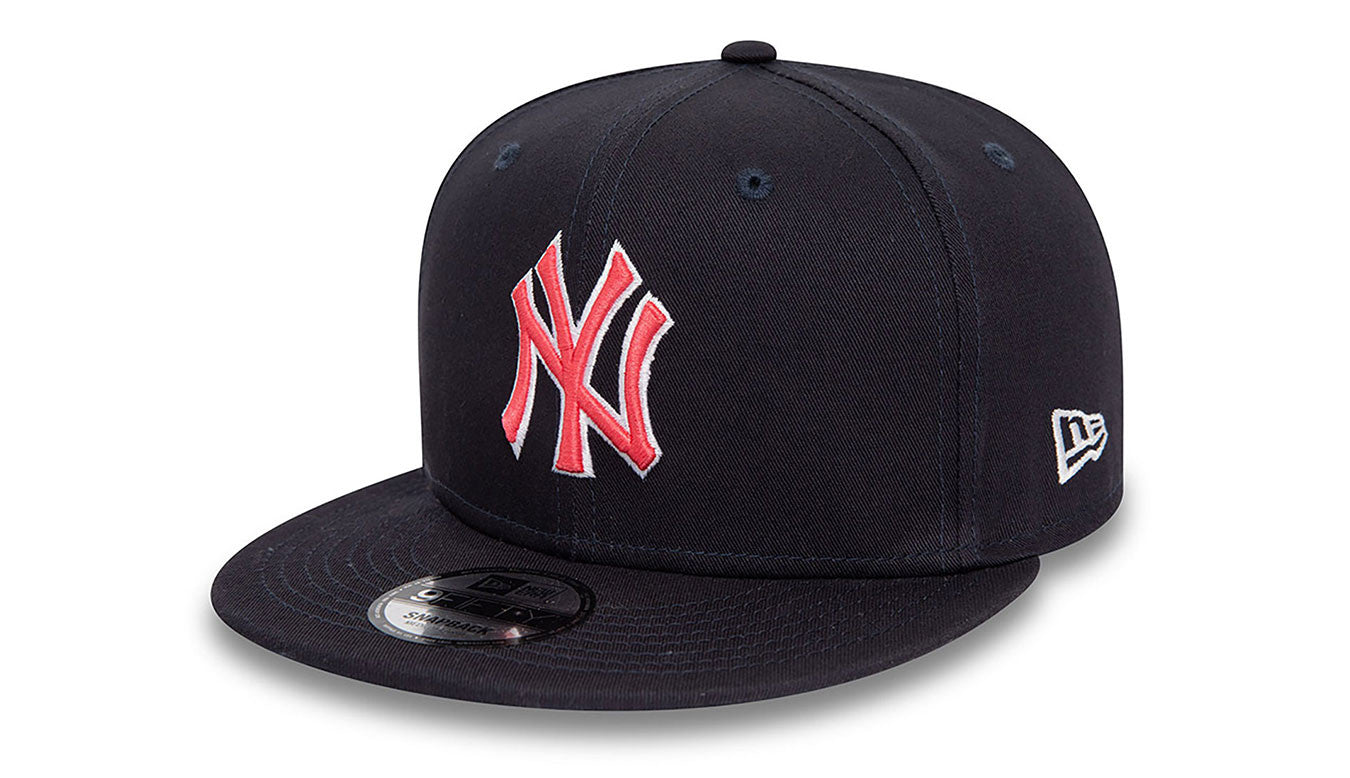NEW ERA New York Yankees Outline Navy 9FIFTY Snapback Cap