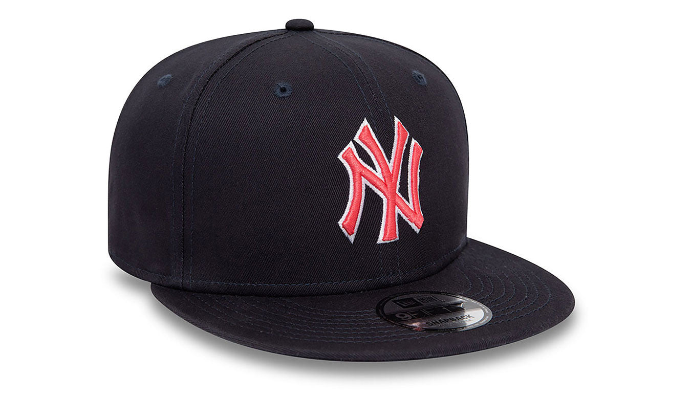 NEW ERA New York Yankees Outline Navy 9FIFTY Snapback Cap