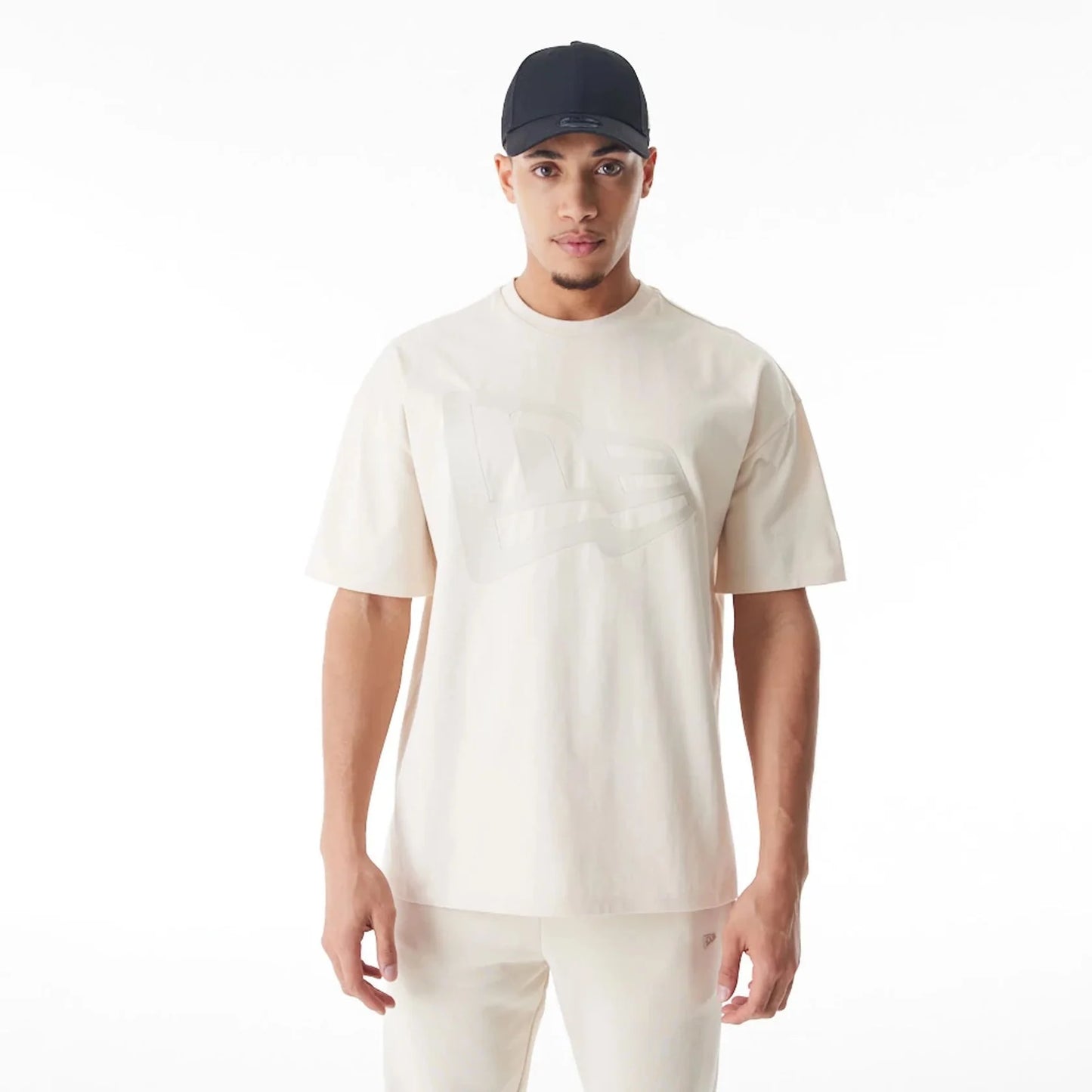 NEW ERA Flag Cream Oversized T-Shirt