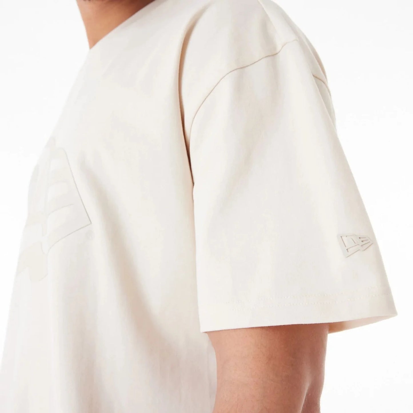 NEW ERA Flag Cream Oversized T-Shirt