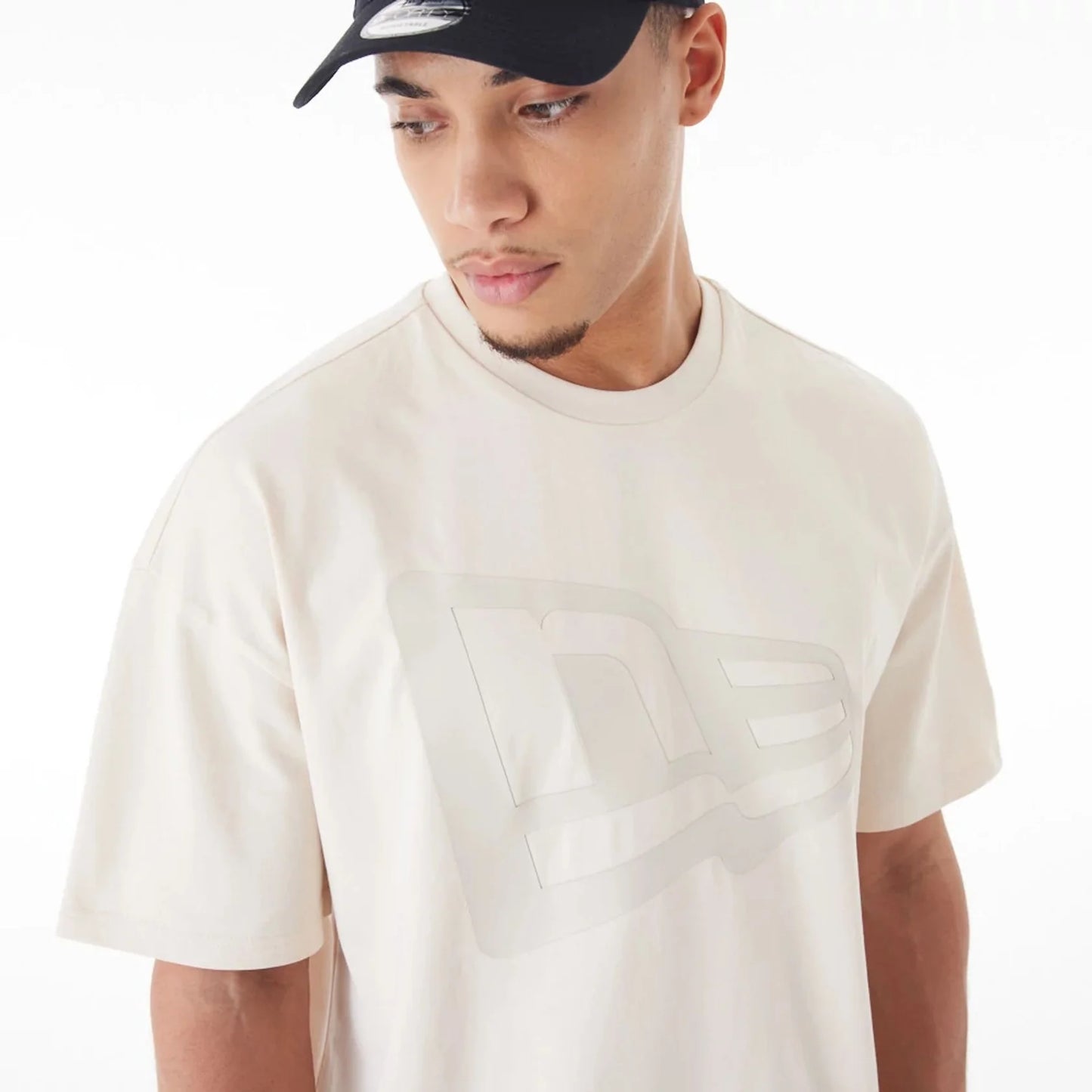 NEW ERA Flag Cream Oversized T-Shirt