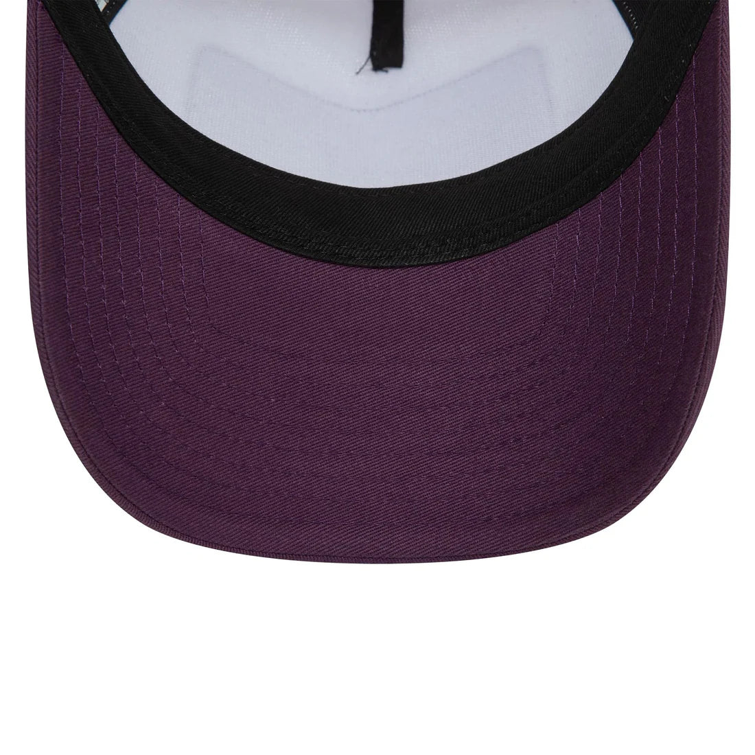 New Era New Era Courchevel Ski Patch Dark Purple 9FORTY A-Frame Trucker Cap