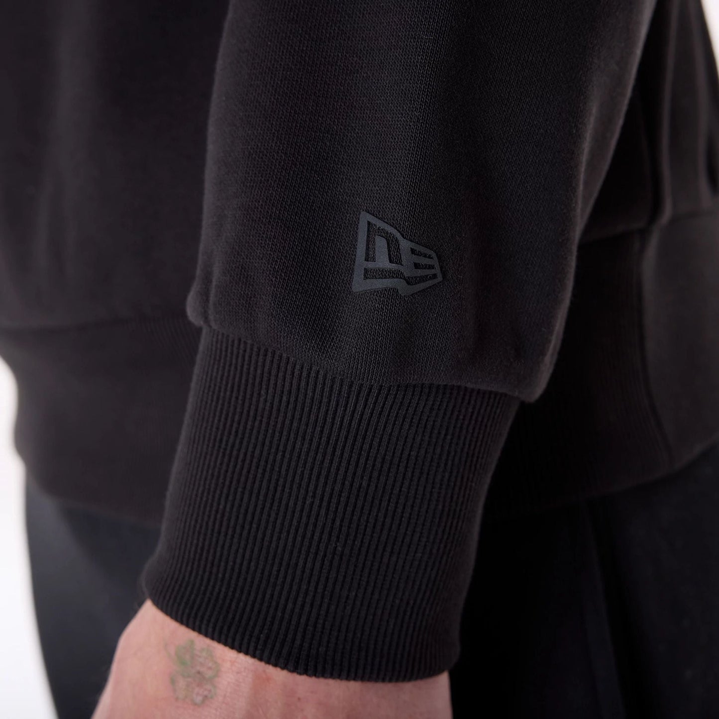 New Era Flag Logo Black Oversized Pullover Hoodie