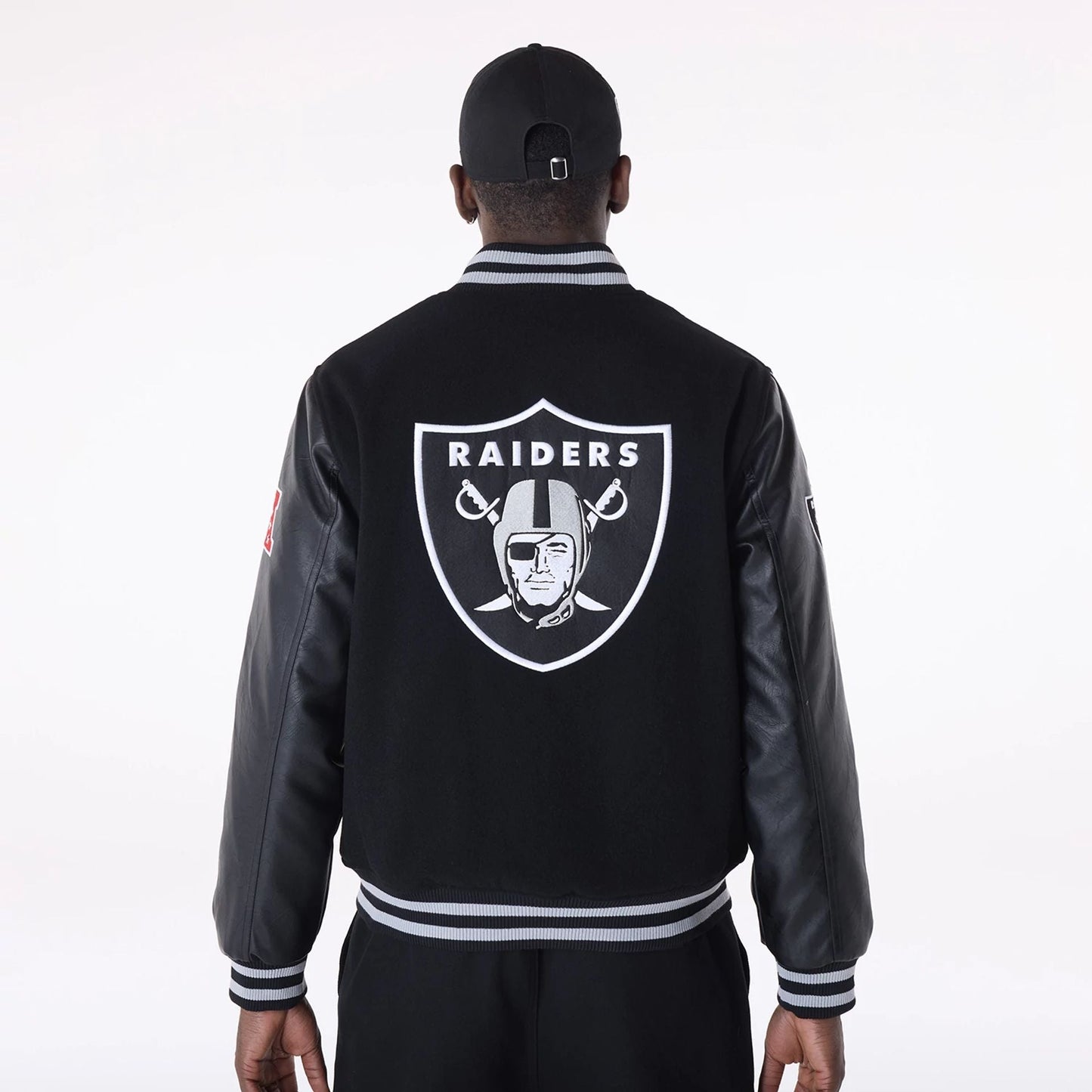 NEW ERA Las Vegas Raiders NFL Black Varsity Jacket