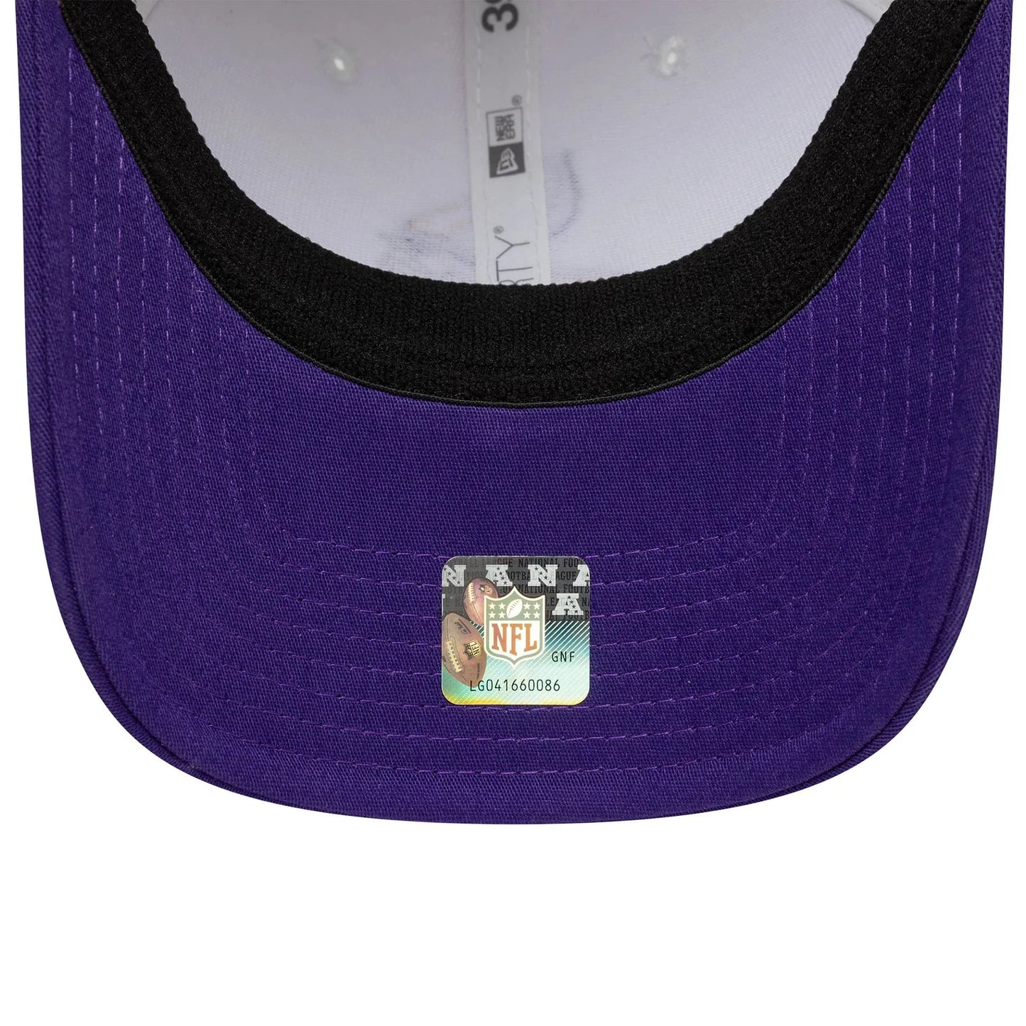 NEW ERA Minnesota Vikings NFL Team Logo White 39THIRTY Stretch Fit Adjustable Cap