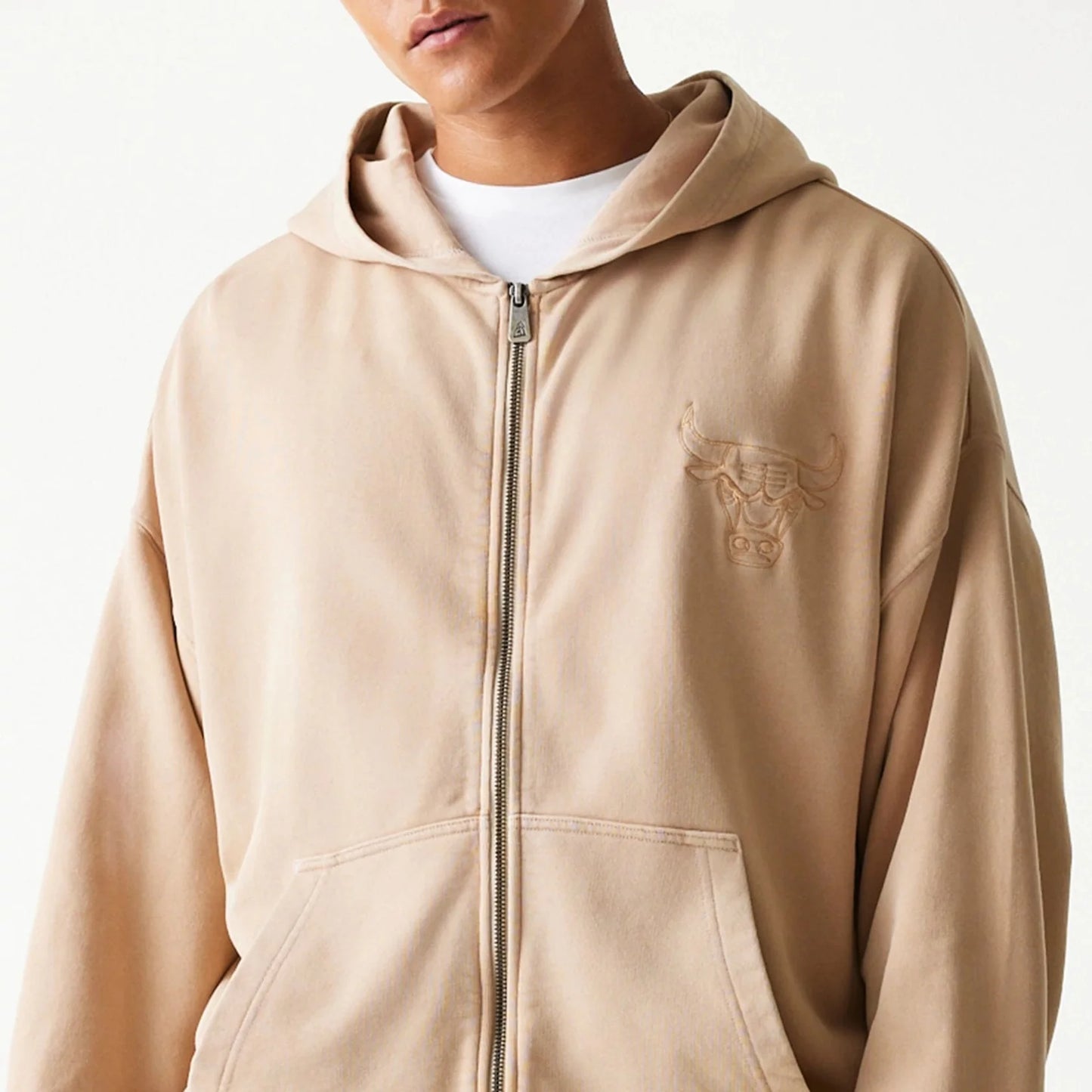 New Era Chicago Bulls NBA Washed Beige Full Zip Hoodie