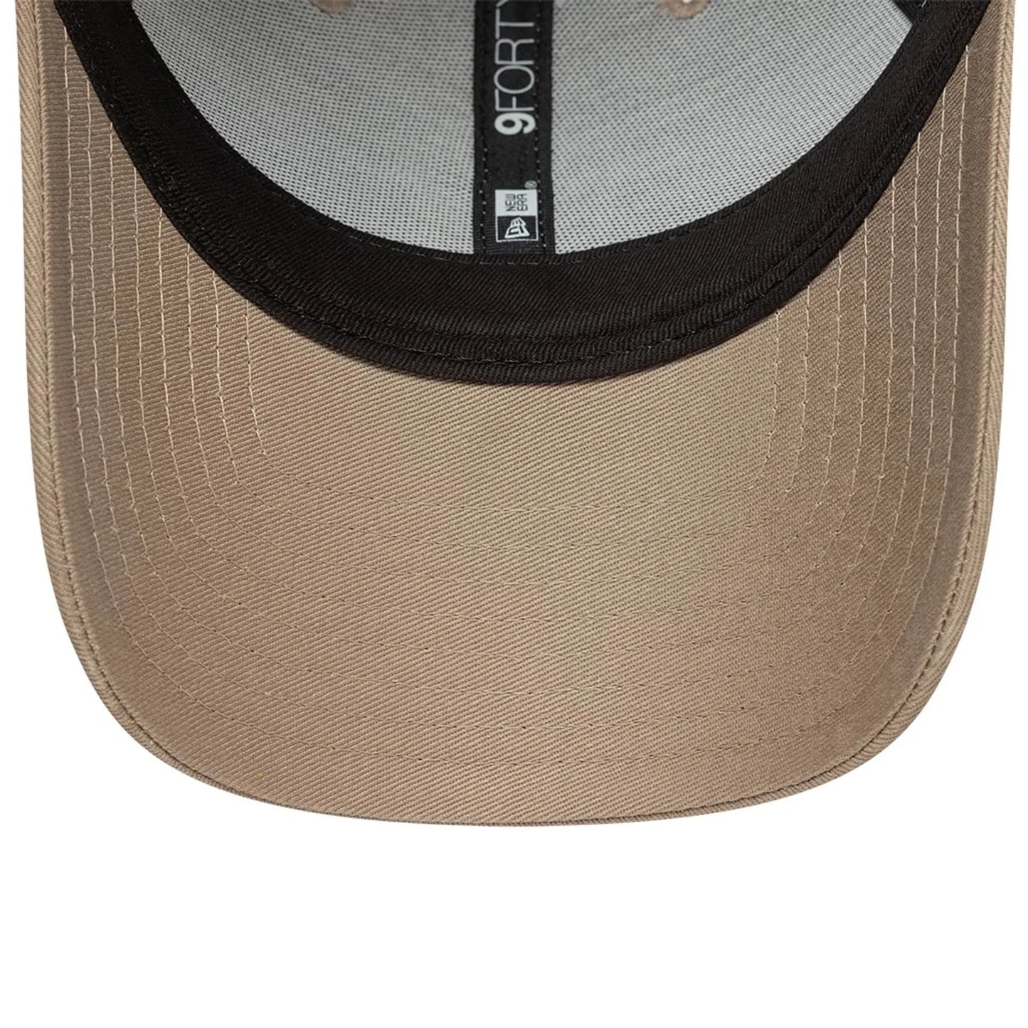 NEW ERA New York Yankees MLB League Essential Pastel Brown 9FORTY Adjustable Cap