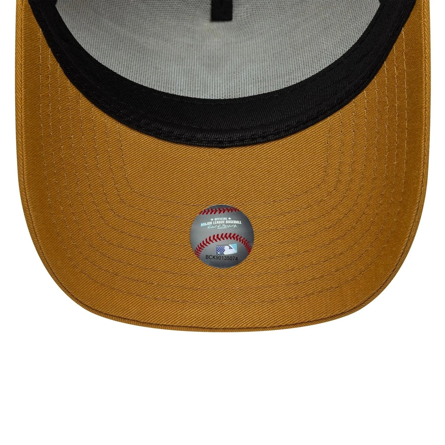New Era New York Yankees MLB League Essential Beige 9FORTY E-Frame Cap