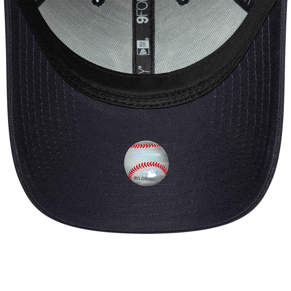 NEW ERA New York Yankees MLB Outdoor Icon Navy 9FORTY Adjustable Cap
