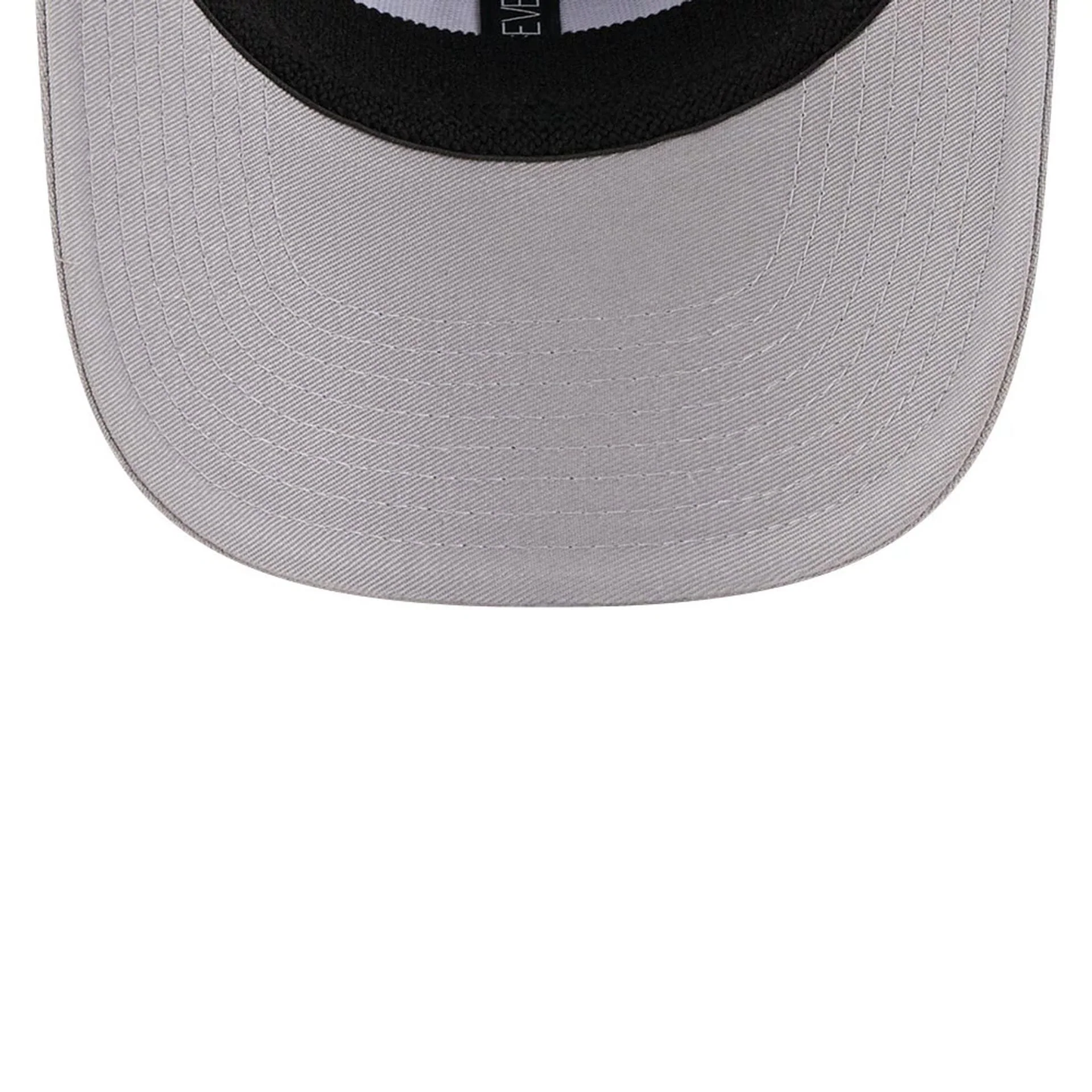 NEW ERA Las Vegas Raiders NFL Script Grey 9SEVENTY Stretch Snap Adjustable Cap
