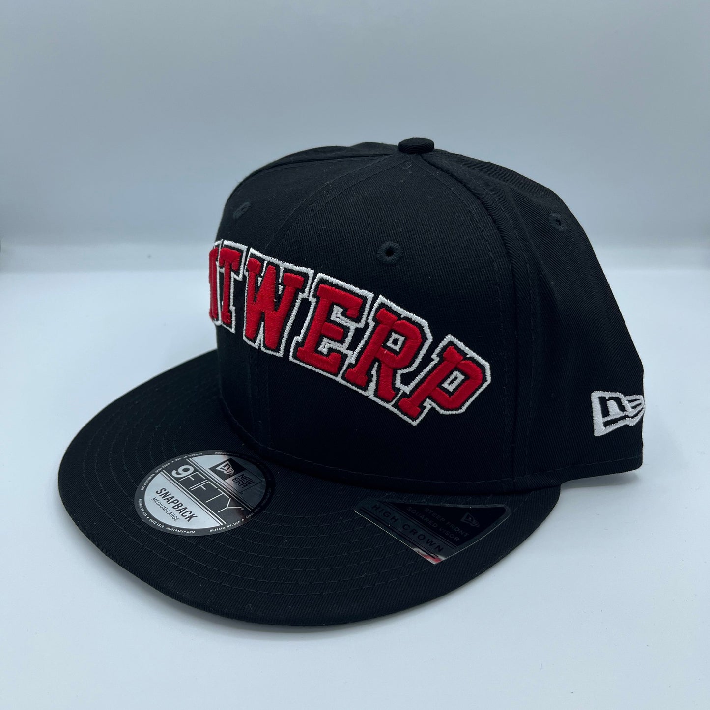 NEW ERA Antwerp Essential Black 9FIFTY Snapback Cap
