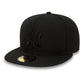 NEW ERA New York Yankees Black on Black 59FIFTY Fitted Cap