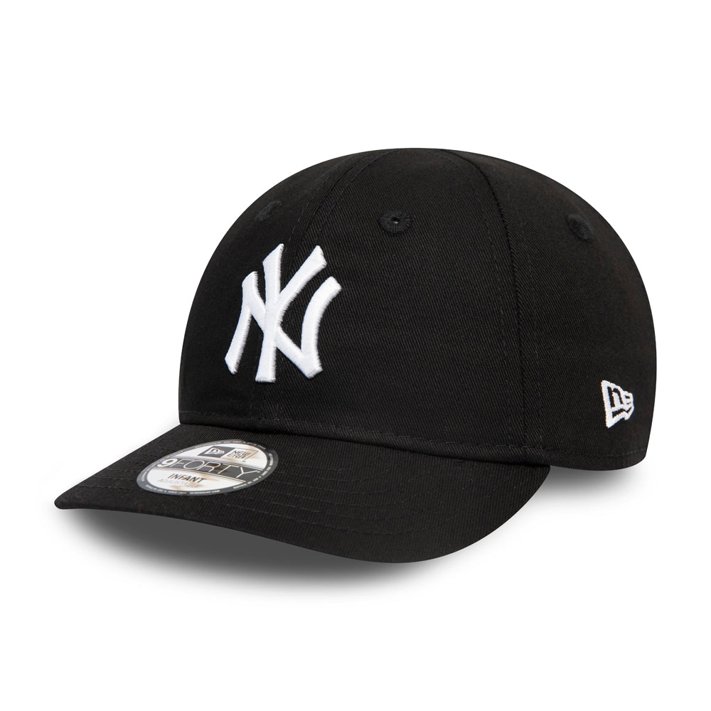 NEW ERA New York Yankees Essential Infant Black 9FORTY Adjustable Cap