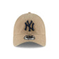 New York Yankees MLB Core Classic Beige 9TWENTY Adjustable Cap