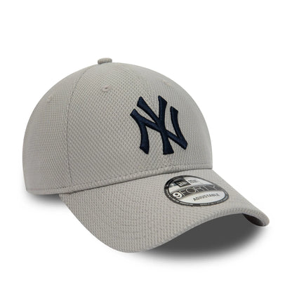 NEW ERA New York Yankees Diamond Era Essential Grey 9FORTY Adjustable Cap