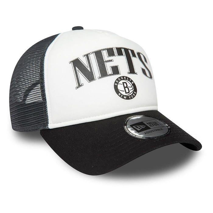 NEW ERA Brooklyn NETS NBA retro black E-Frame Adjustable Trucker Cap