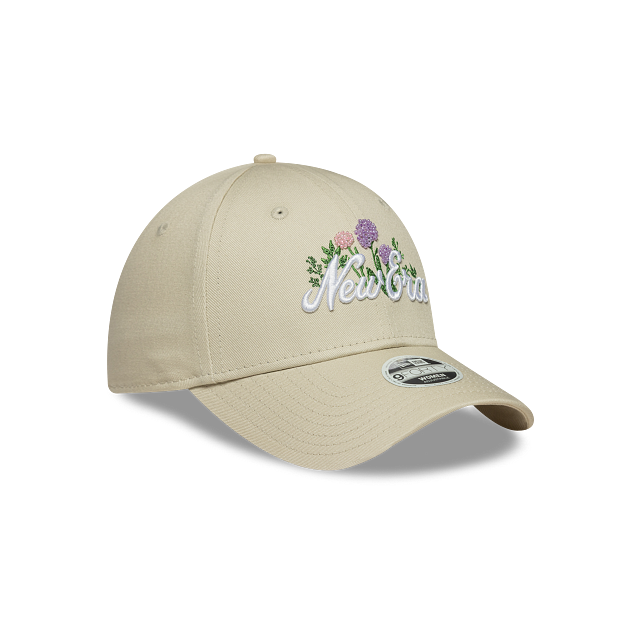 NEW ERA Womens New Era Beaded Light Beige 9FORTY Adjustable Cap