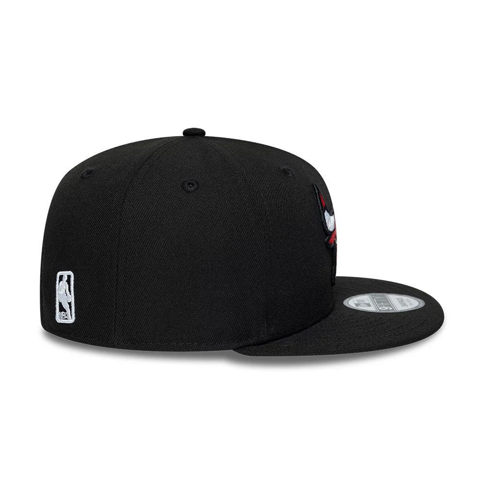 New Era Chicago Bulls NBA Core Black 9FIFTY Snapback Adjustable Cap