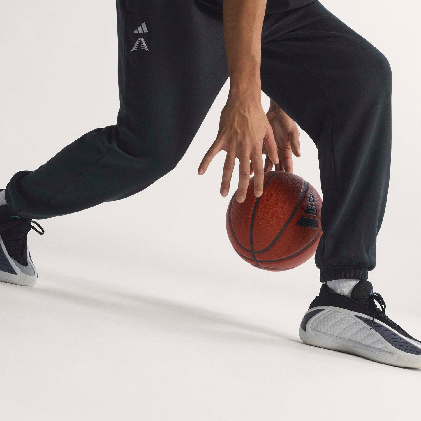 ADIDAS ANTHONY EDWARDS FOUNDATION SWEATPANT