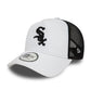 NEW ERA Chicago White Sox League Essential White Trucker Cap