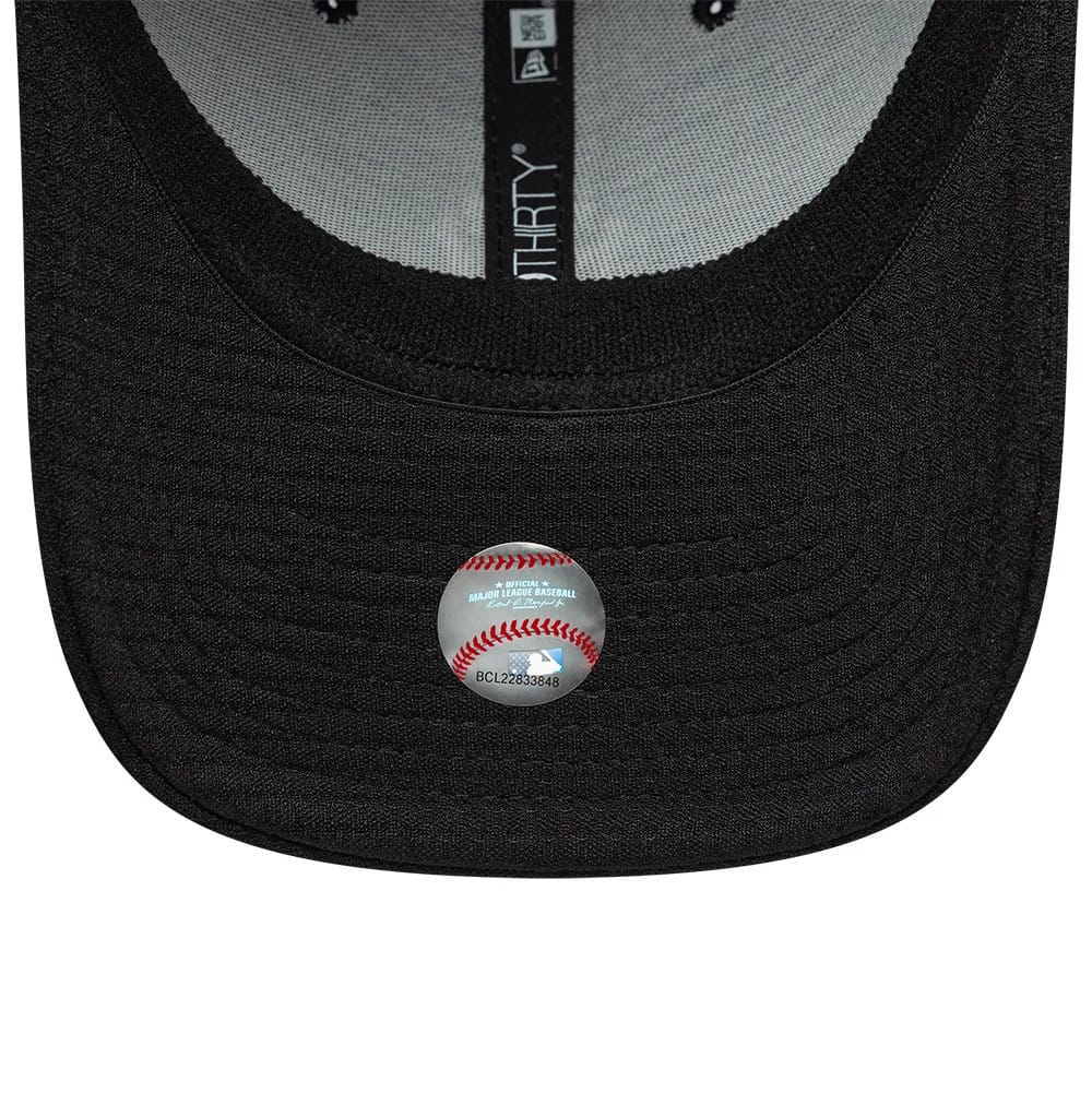 NEW ERA New York Yankees MLB Stretch Mesh Black 39THIRTY Stretch Fit Cap
