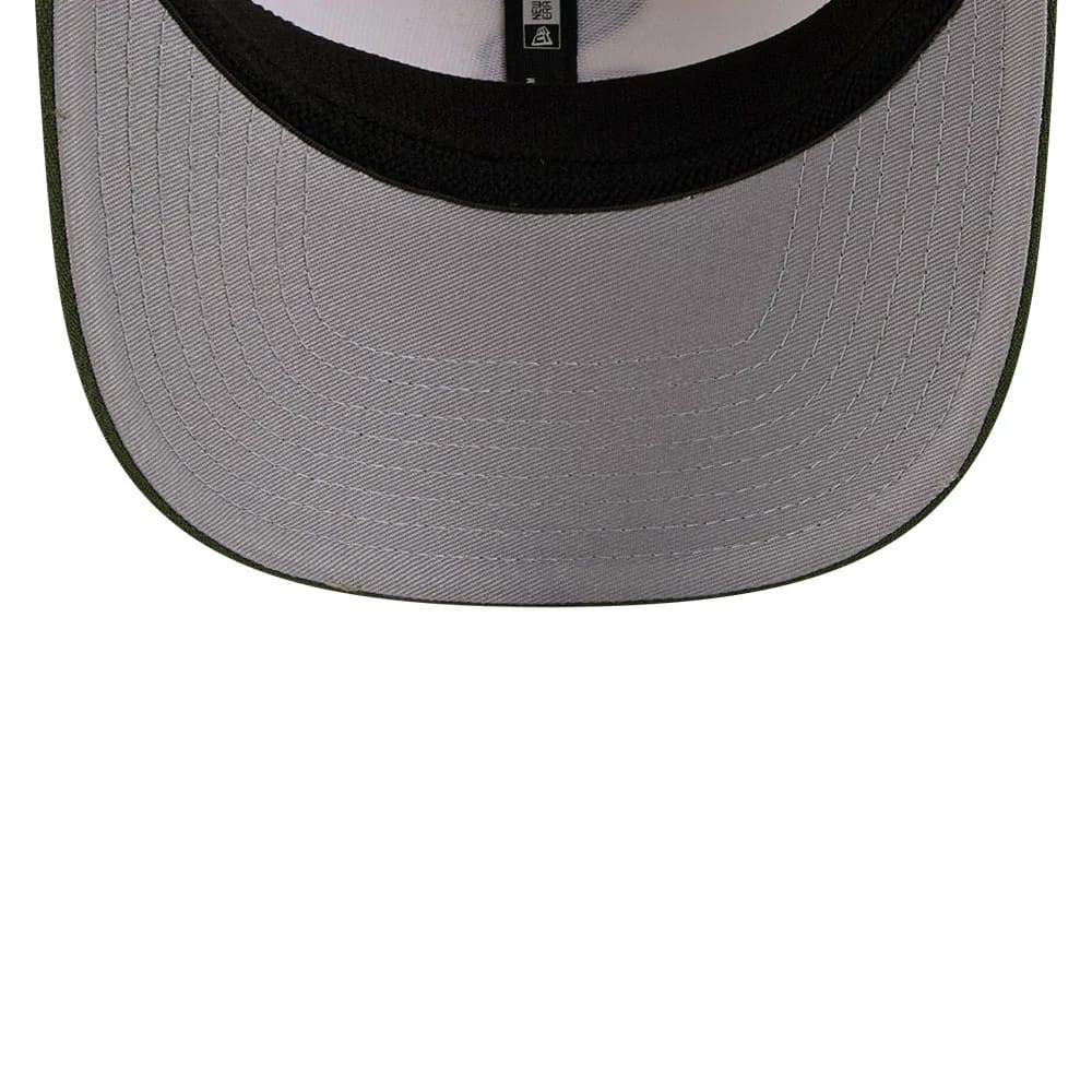 NEW ERA White Sox MLB Rifle Green 9SEVENTY Stretch Snap Adjustable Cap