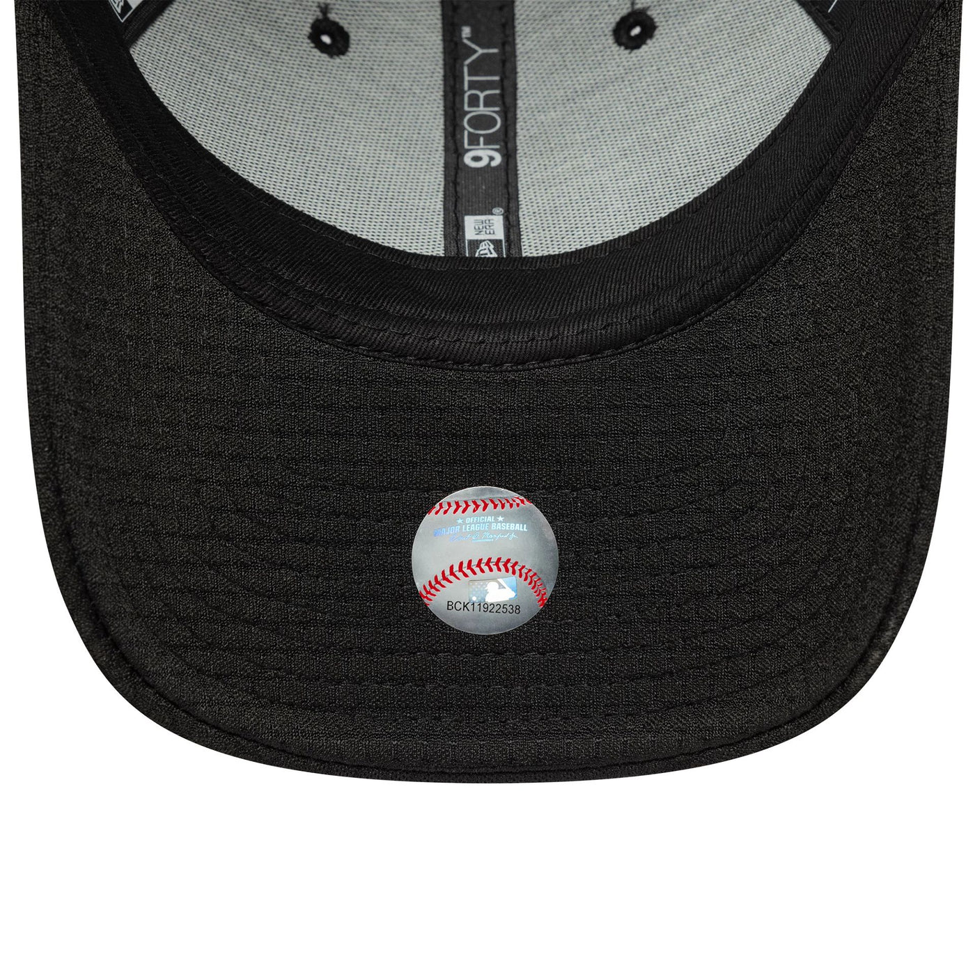 NEW ERA New York Yankees MLB Flawless Mesh Black 9FORTY Adjustable Cap