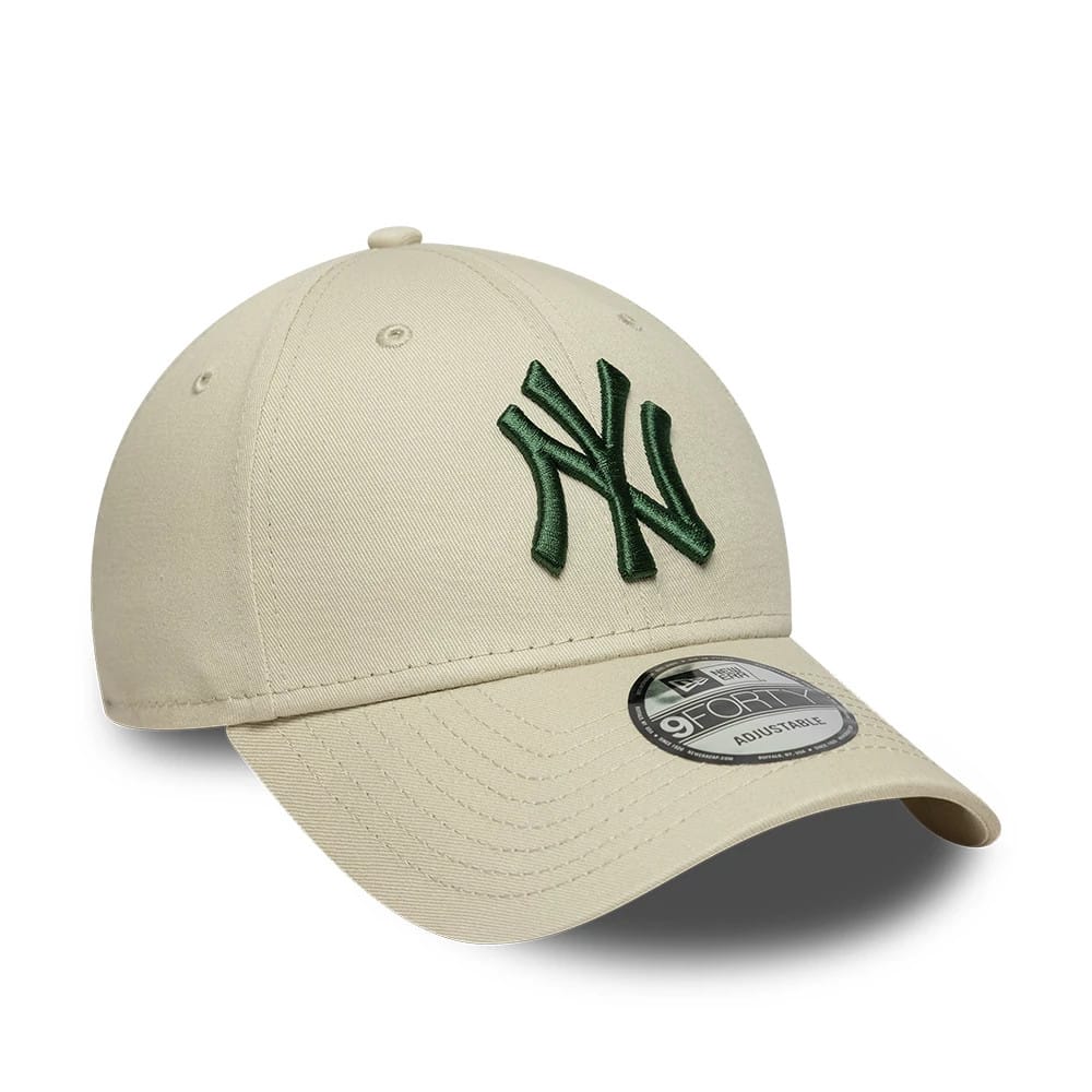 NEW ERA New York Yankees MLB League Essential Cream 9FORTY Adjustable Cap