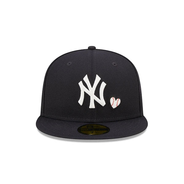 NEW ERA New York Yankees Team Heart Navy 59FIFTY Fitted Cap